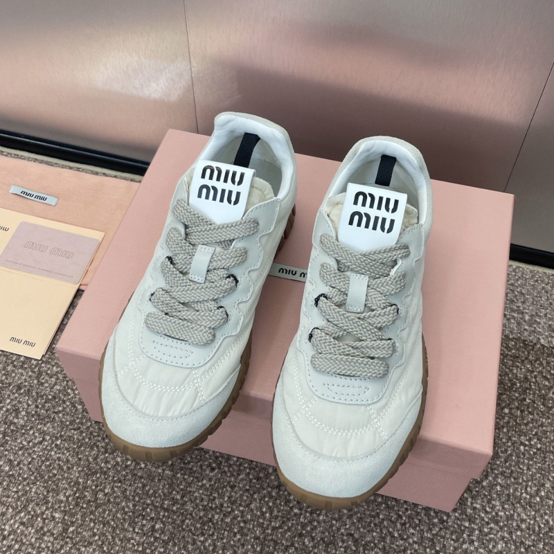 Miu Miu Casual Shoes